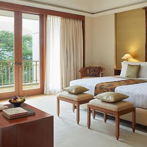 Executive King Room